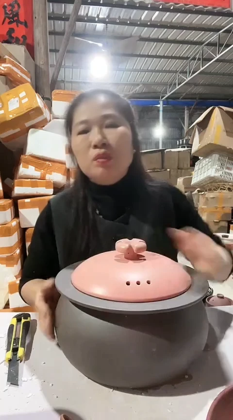 陶04瑕疵6.0紫砂锅带盖