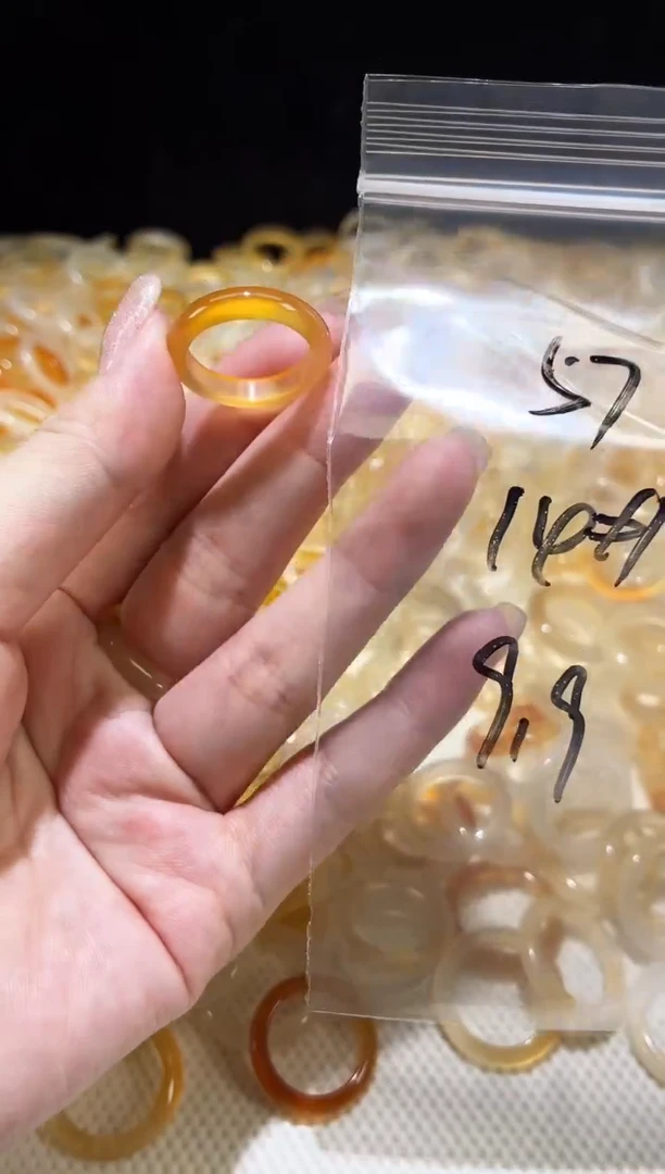 未镶嵌戒指玛瑙/玉髓57