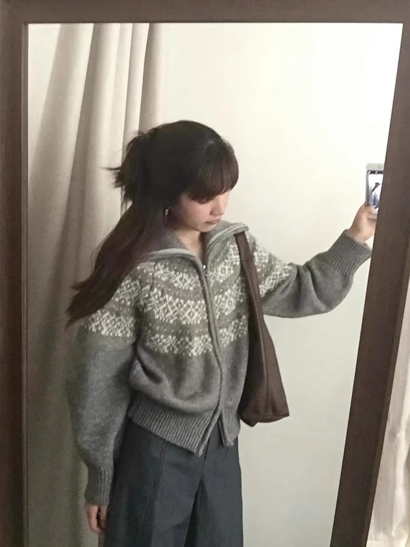 （编号115）重磅韩系毛衣 高翻领提花针织开衫外穿秋冬款外套女