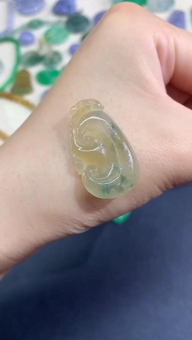 未镶嵌定制翡翠毛货吊坠|1800