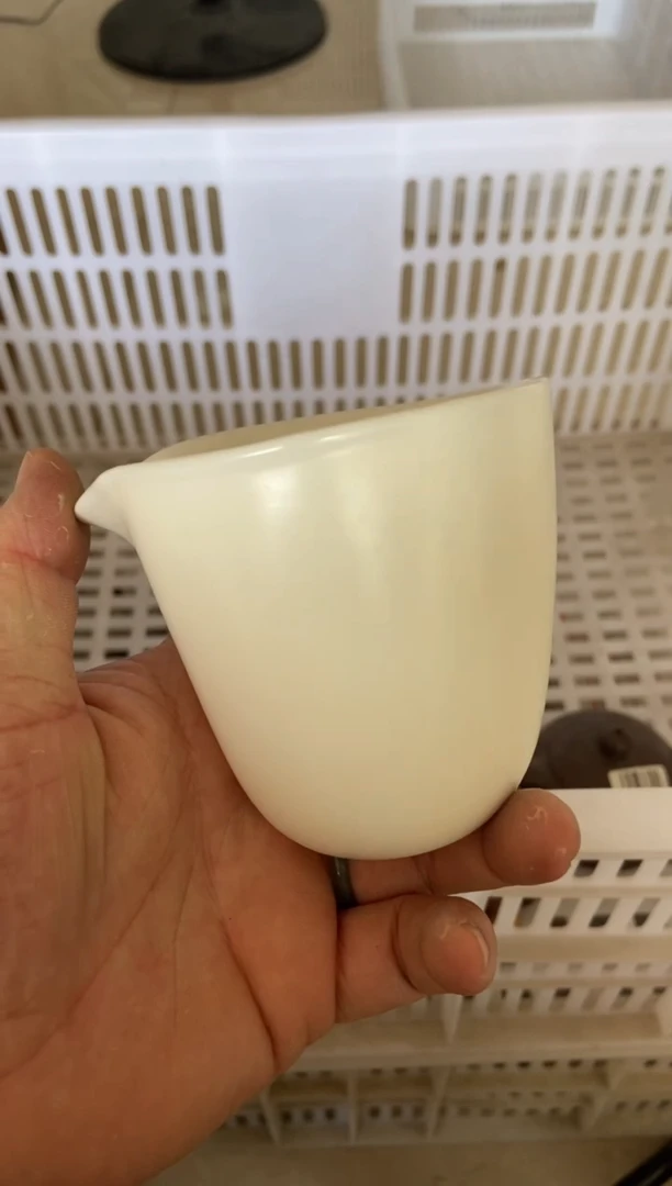 无运费险有瑕疵的摄影的产品有使用过的痕迹有点脏介意勿拍
