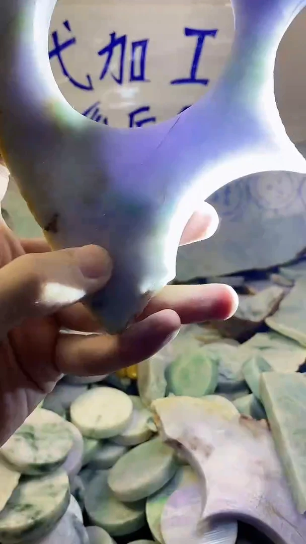 裸石翡翠纯天然A货翡翠86