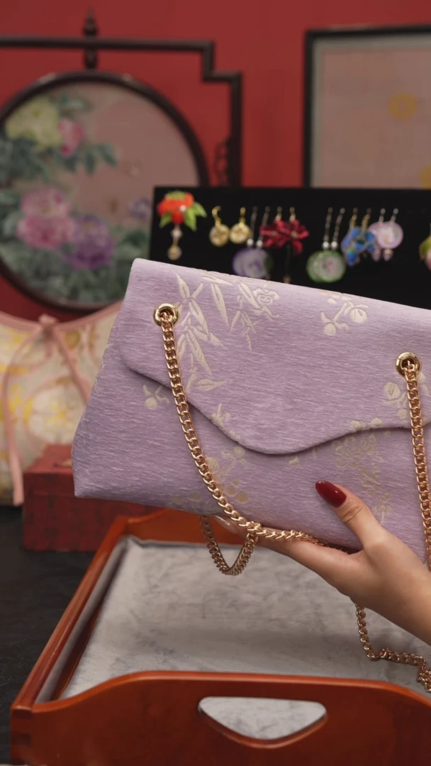 刺绣非遗绒花苏绣饰品