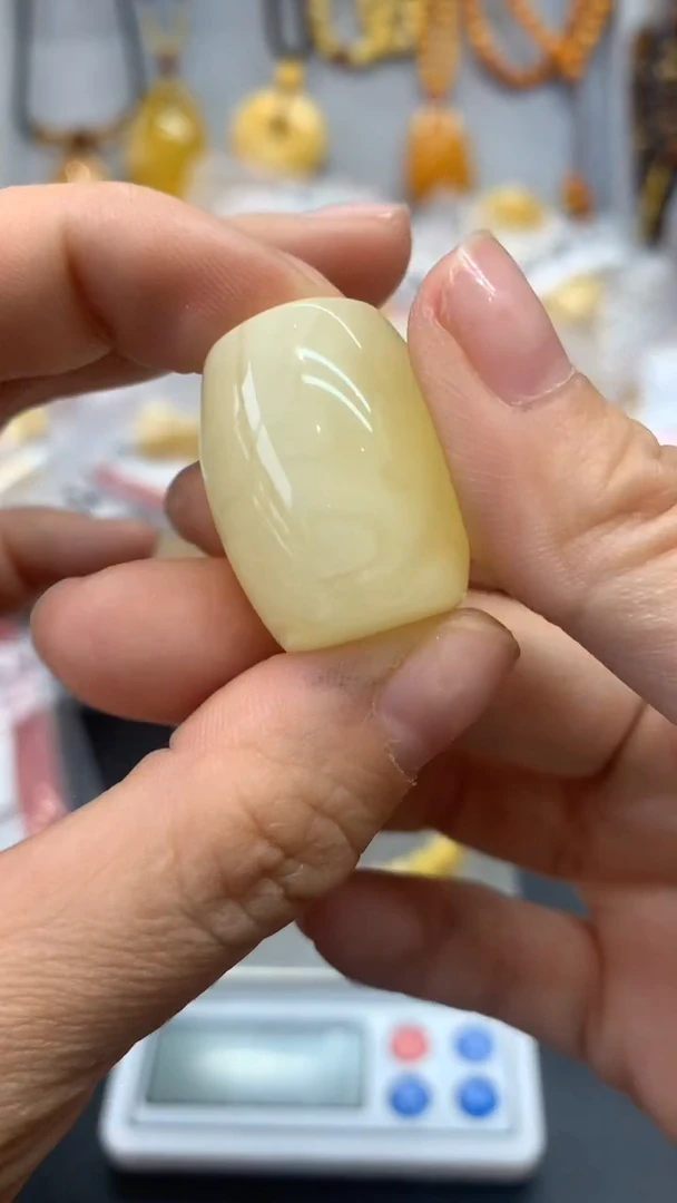 【闪购商品】琥珀珠宝奇石未镶嵌30