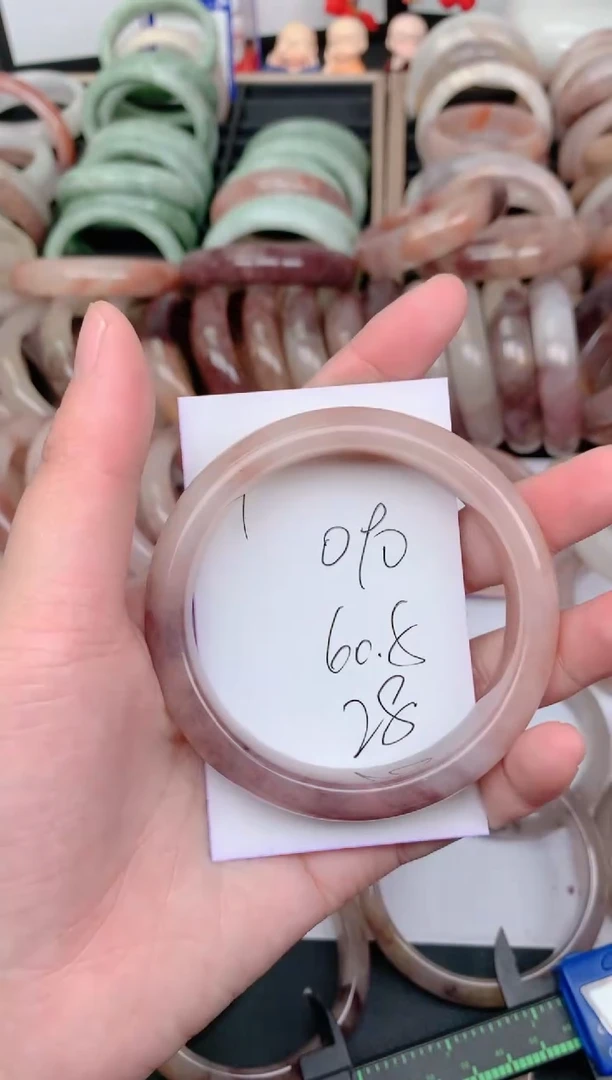 未镶嵌手镯石英质玉090