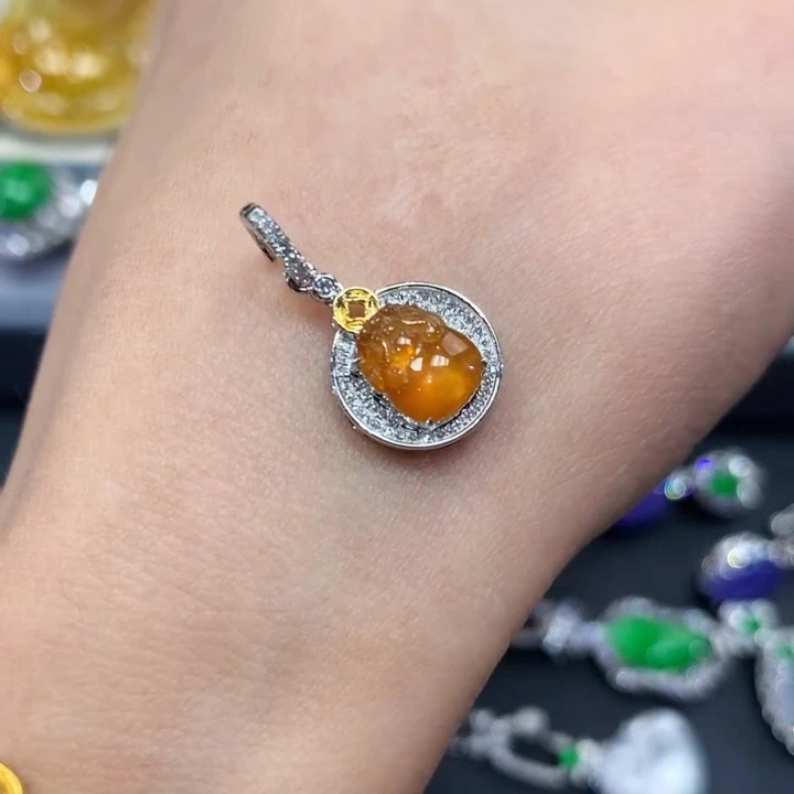 翡翠吊坠(不含链)18K金镶嵌w20-多样性一件发货-无鉴赏