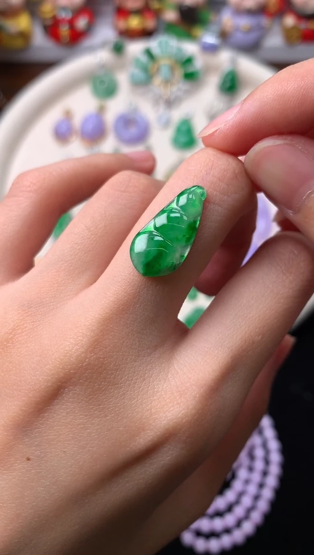 定制翡翠未镶嵌裸石（镶嵌定制）