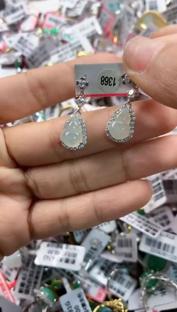 银S925镶嵌戒指翡翠888    6