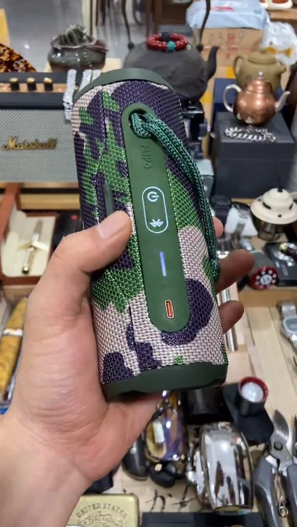 瓷片闪购商品  如图所示