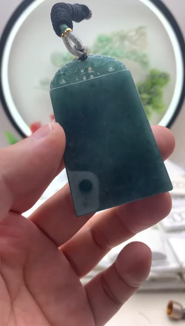 颈饰未镶嵌翡翠无事牌