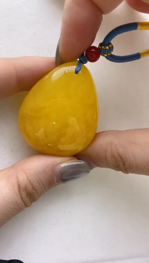 未镶嵌颈饰蜜蜡74 12g 左右