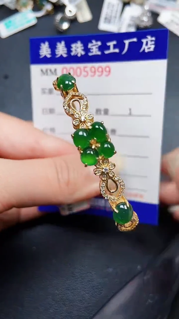 颈饰银S925镶嵌翡翠5999