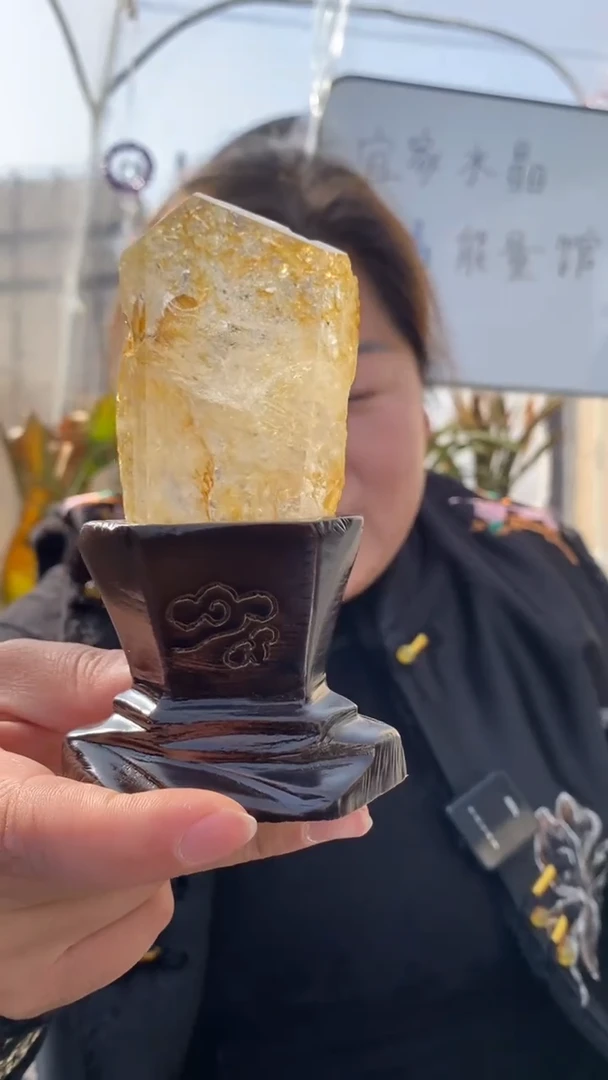 【闪购商品】水晶原石未镶嵌白水晶原石摆件D607
