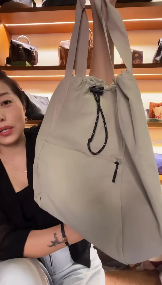 黄牛剖层皮革  高端订制时尚百搭女士手提斜跨包