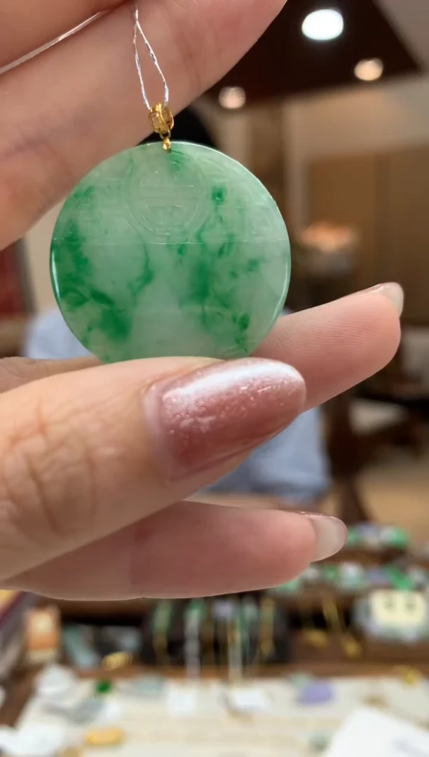 翡翠18K金镶嵌吊坠(不含链)无事牌