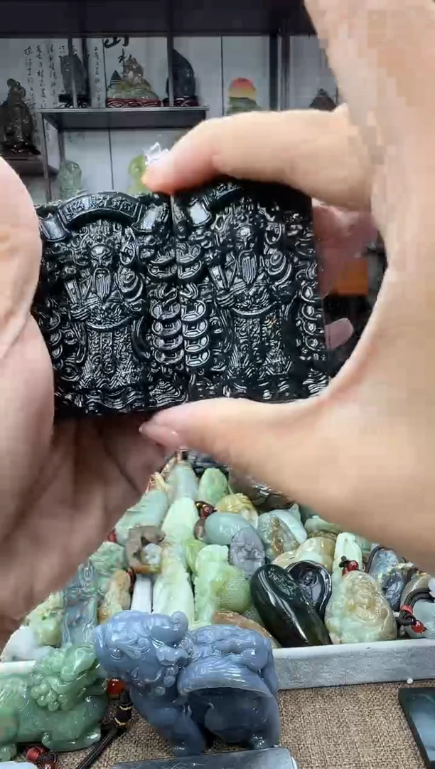 未镶嵌和田玉把件1