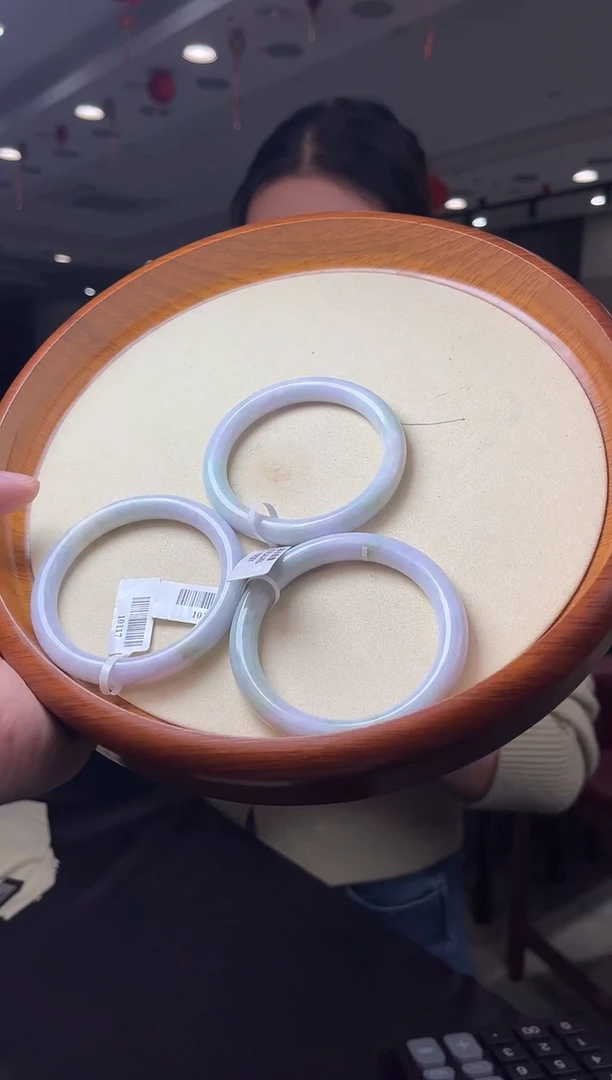 颈饰未镶嵌翡翠10117天然翡翠A货【手镯】多样性发一个