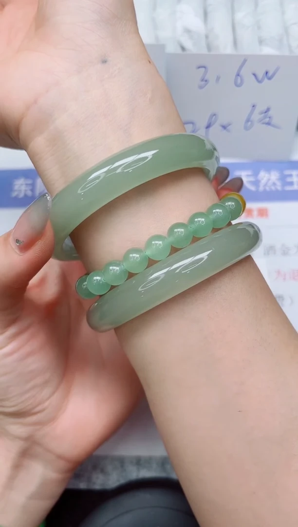 未镶嵌手镯石英质玉167-62