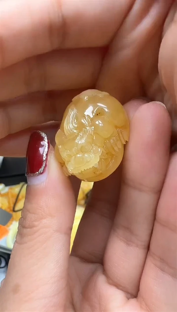 【闪购商品】琥珀裸石未镶嵌挂坠