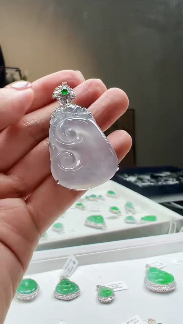 颈饰18K金镶嵌翡翠KXZ1025-047