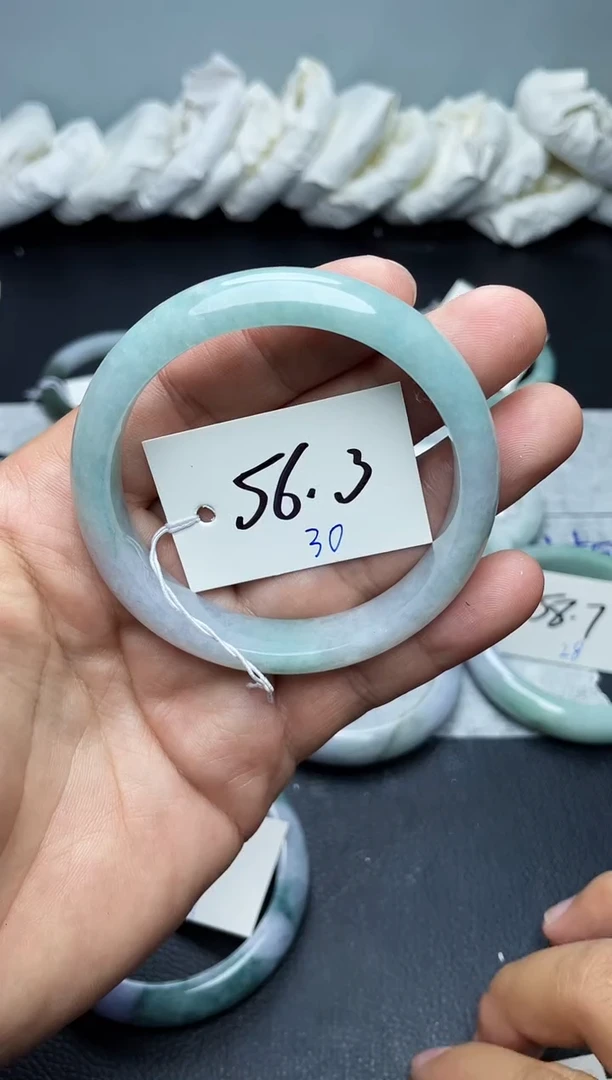 未镶嵌手镯翡翠30