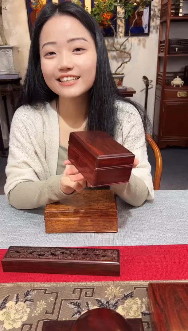紫檀木类成套家具全独板天地盖文盒