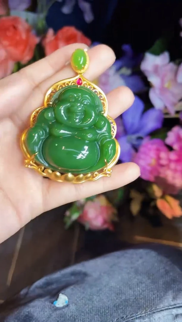 和田玉18K金镶嵌吊坠(赠链)50MM 多样性发一