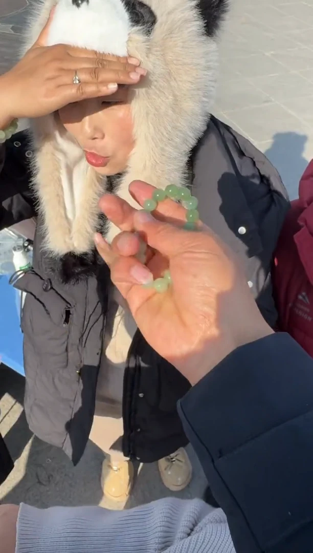 未镶嵌和田玉（糖玉）挂件和田玉