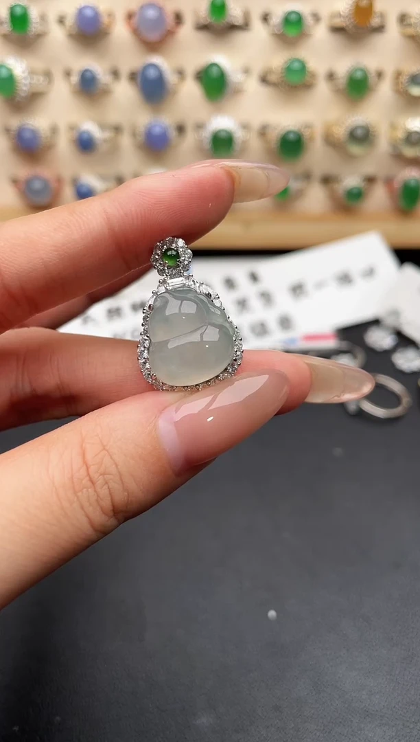 未镶嵌戒指翡翠一物一证一礼盒