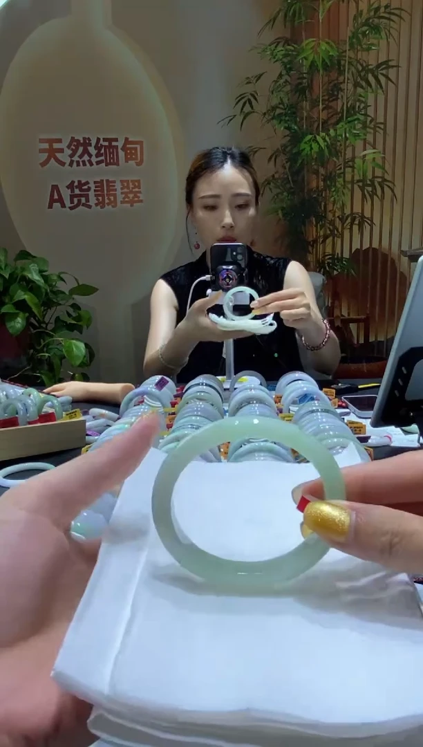 翡翠手镯未镶嵌000026264