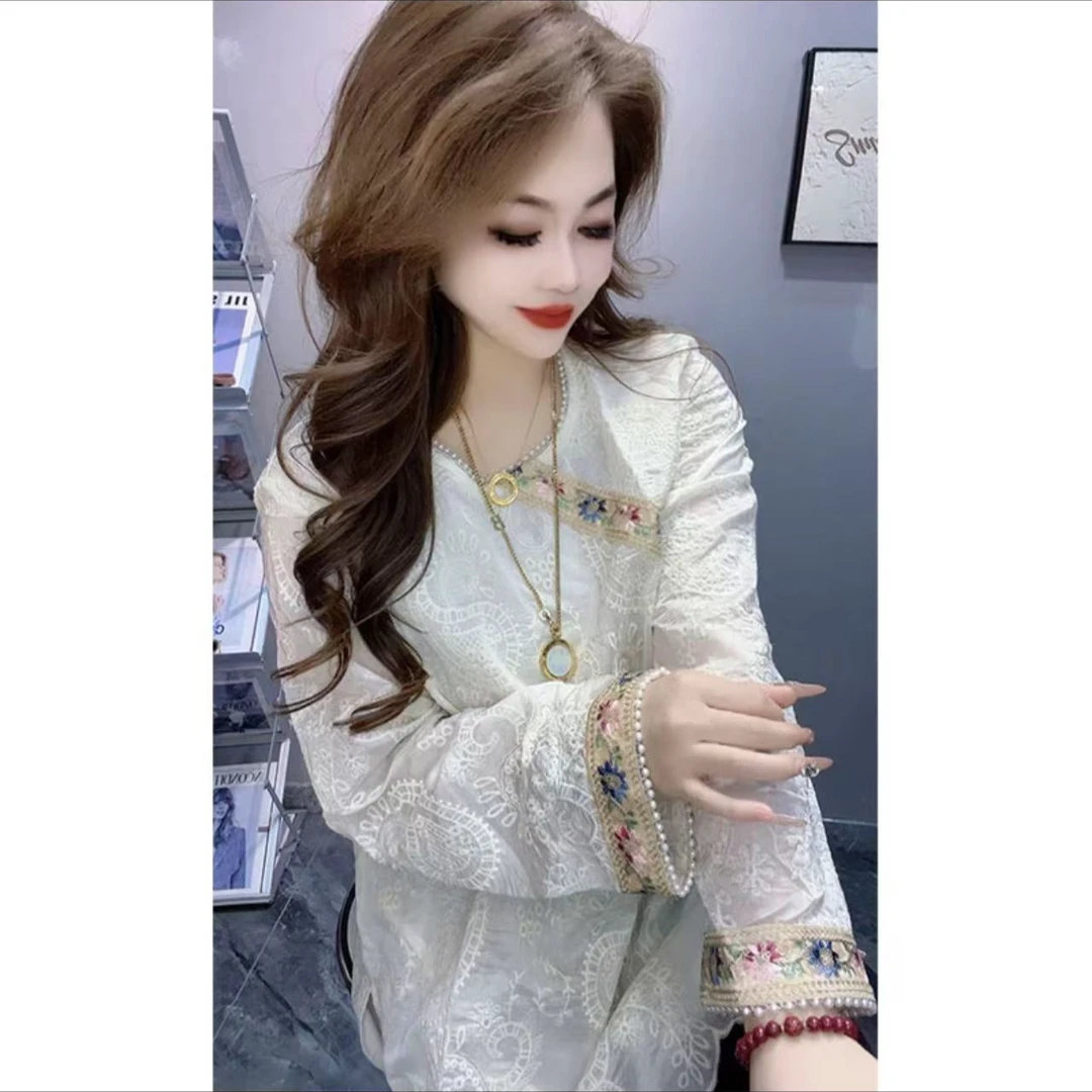 （菲禧青竹）中式复古感刺绣圆领长袖衬衫春秋新款名媛显瘦打底衫女