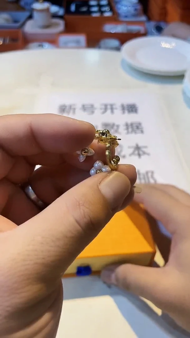 杯鸿辉家品牌瓷器，京东包邮！驴57