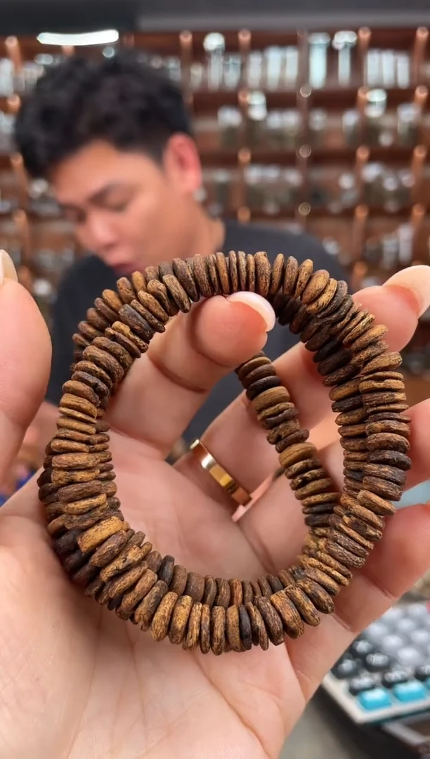 【闪购商品】沉香手串104号惠安红土多样性发一条