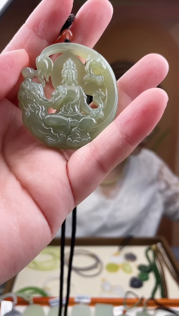 和田玉未镶嵌吊坠(不含链)观音