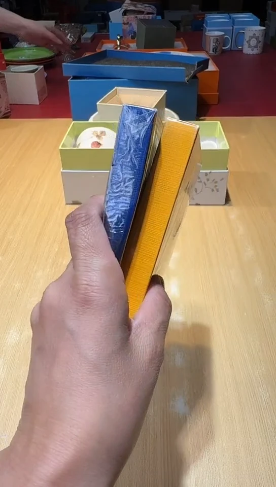 瓷片生活的本意是开心阿@@1