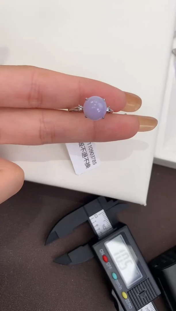 颈饰18K金镶嵌翡翠天然缅甸a货翡翠