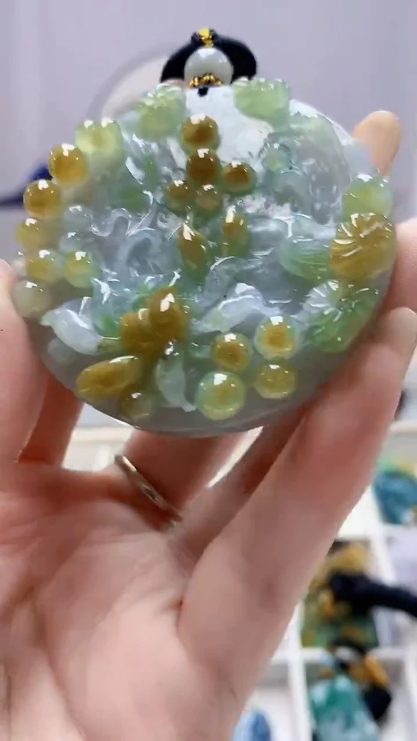 未镶嵌定制翡翠5060DD-毛货挂件126