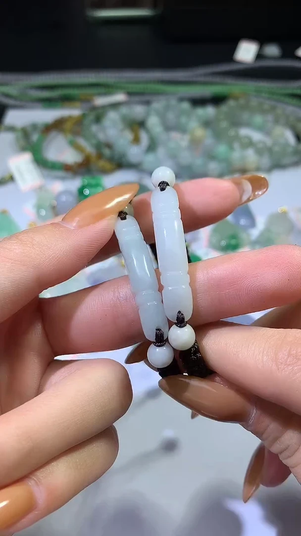 颈饰未镶嵌翡翠ZX018768多样性发一