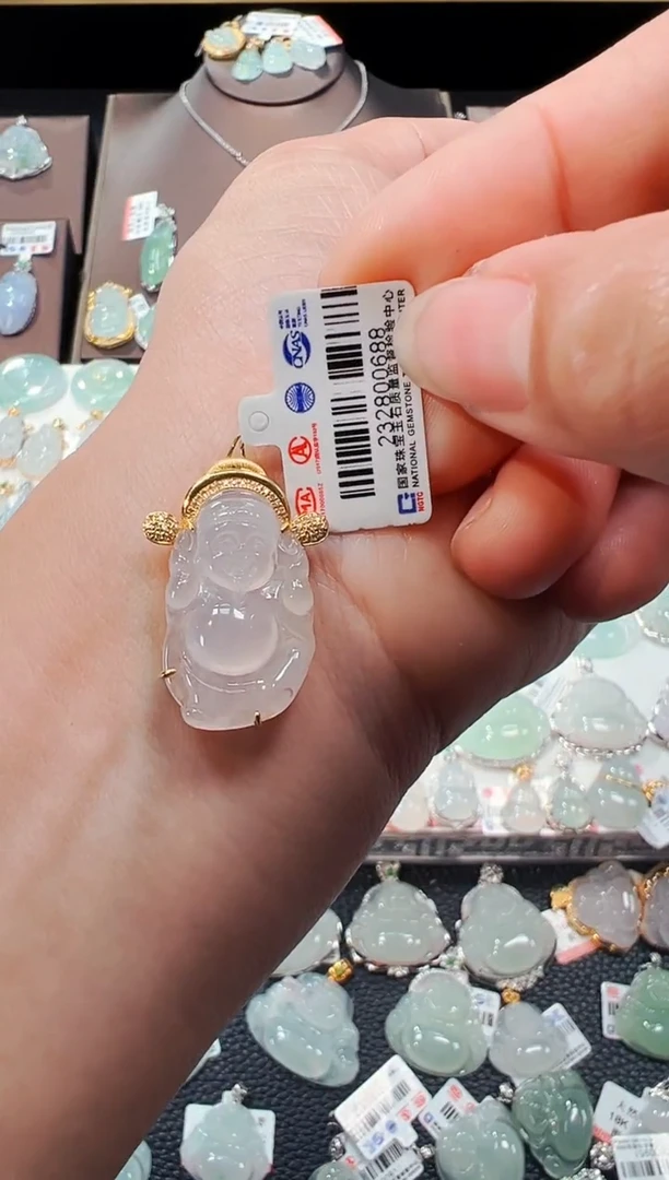 【闪购商品】翡翠吊坠(不含链)18K金镶嵌财神爷吊坠688