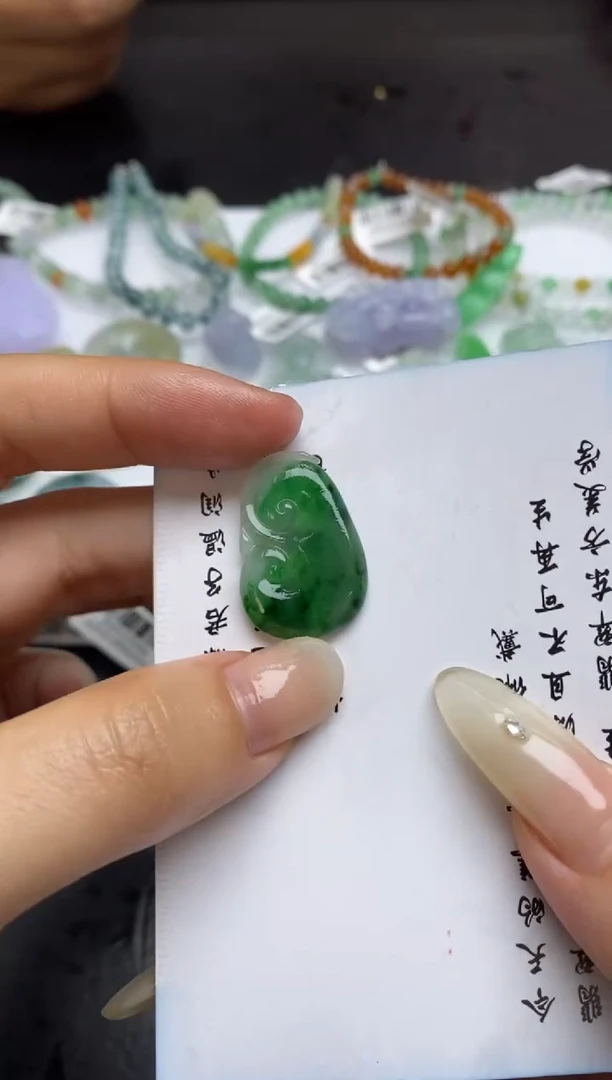 定制翡翠未镶嵌翡翠毛货~