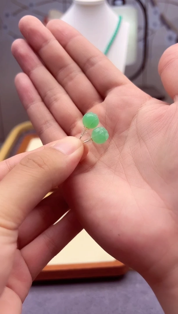 翡翠14K金镶嵌耳饰EEEEEEEEEEEEE