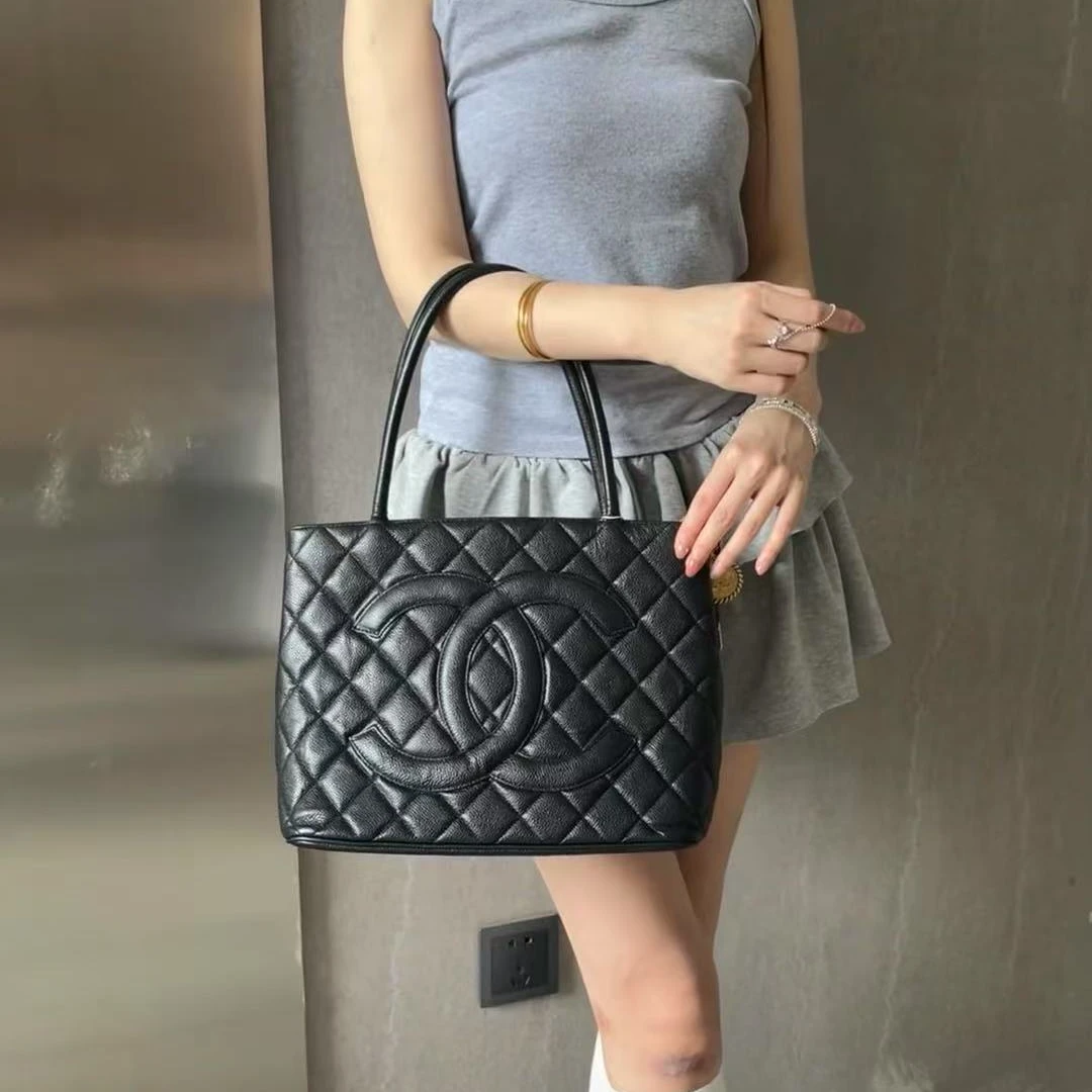 95新 Chanel/香奈儿 坤球奢选 香奈儿中古希尔顿手提包