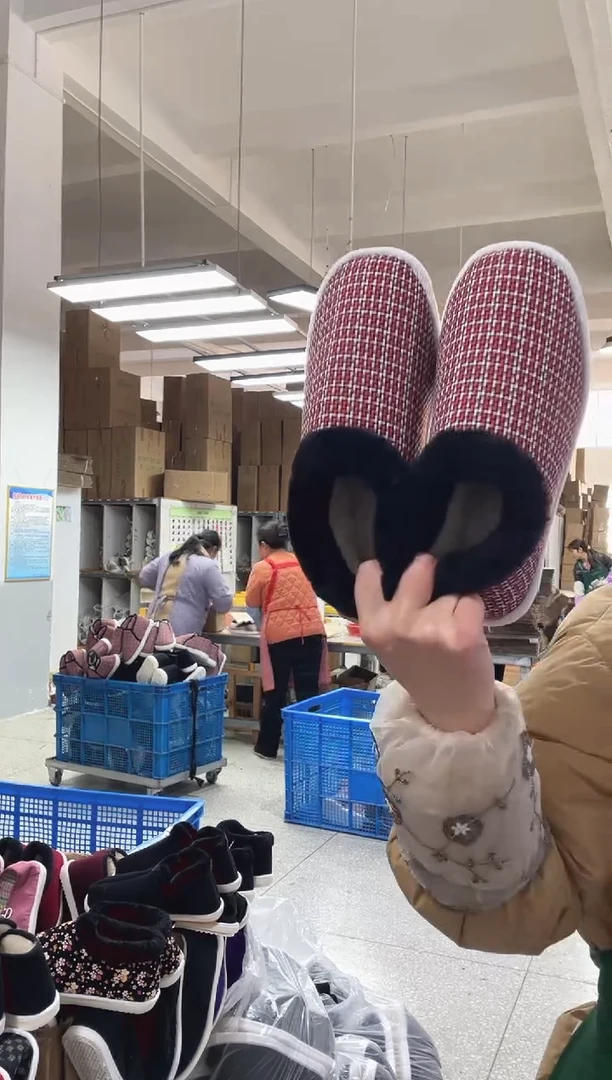 5-10麦红毛圈棉鞋40码