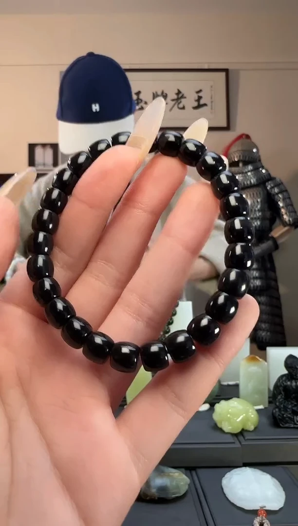 颈饰未镶嵌和田玉帝王紫直切手串