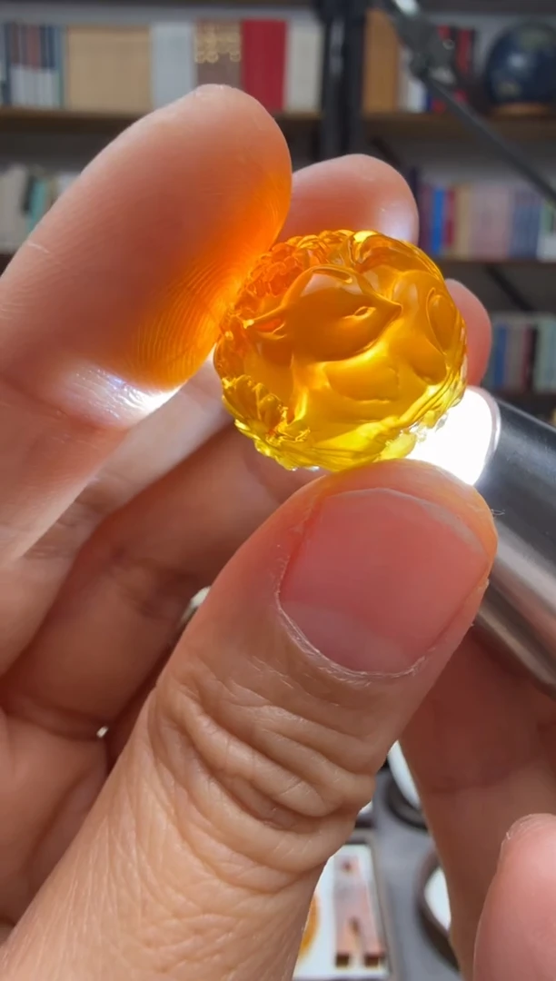 未镶嵌颈饰琥珀九尾狐吊坠--多样性发一