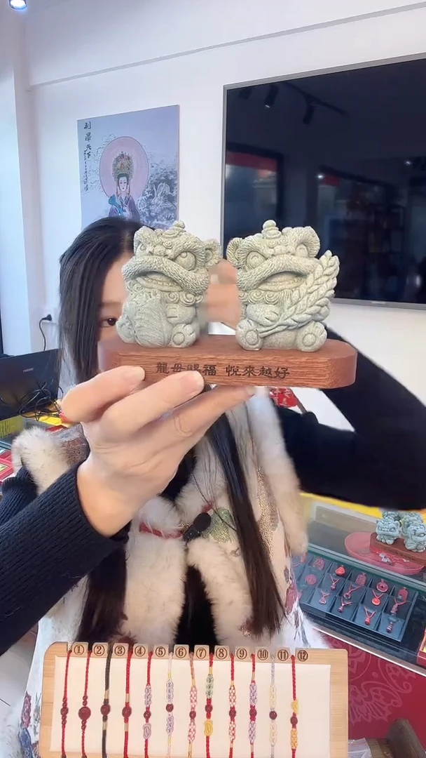 石材龙母吉物石雕摆件-狮子