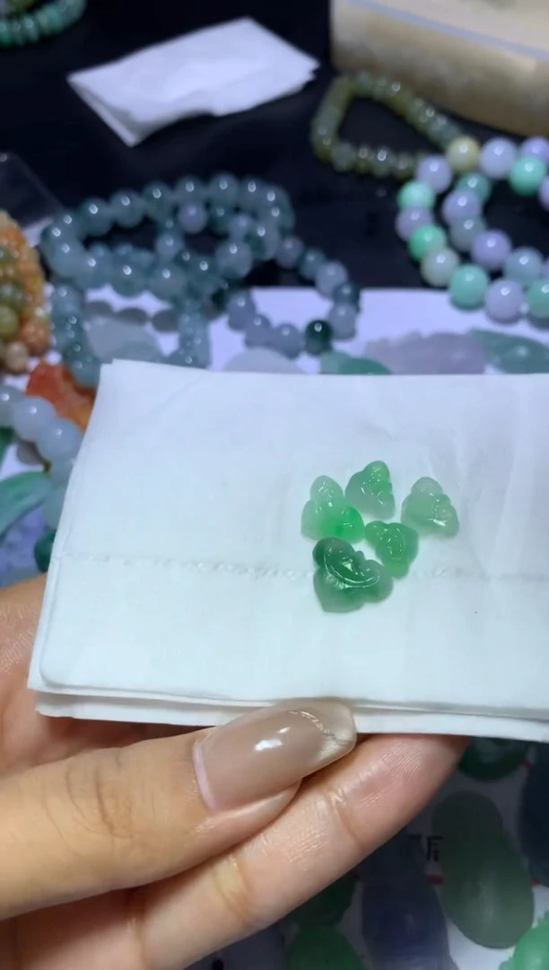 【闪购商品】定制翡翠未镶嵌MJX054648
