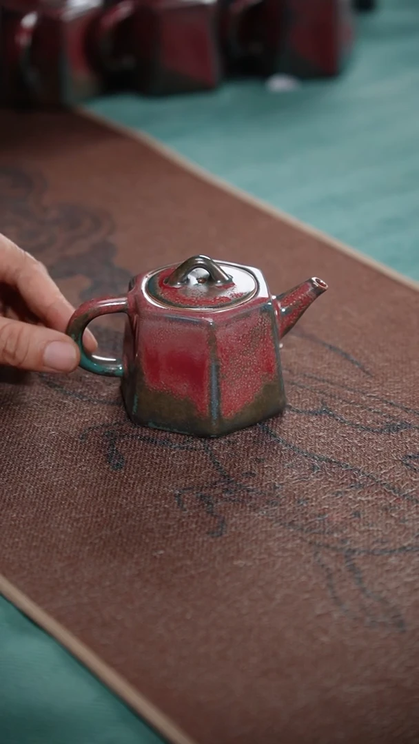 51-1六方井栏壶（王建勋）