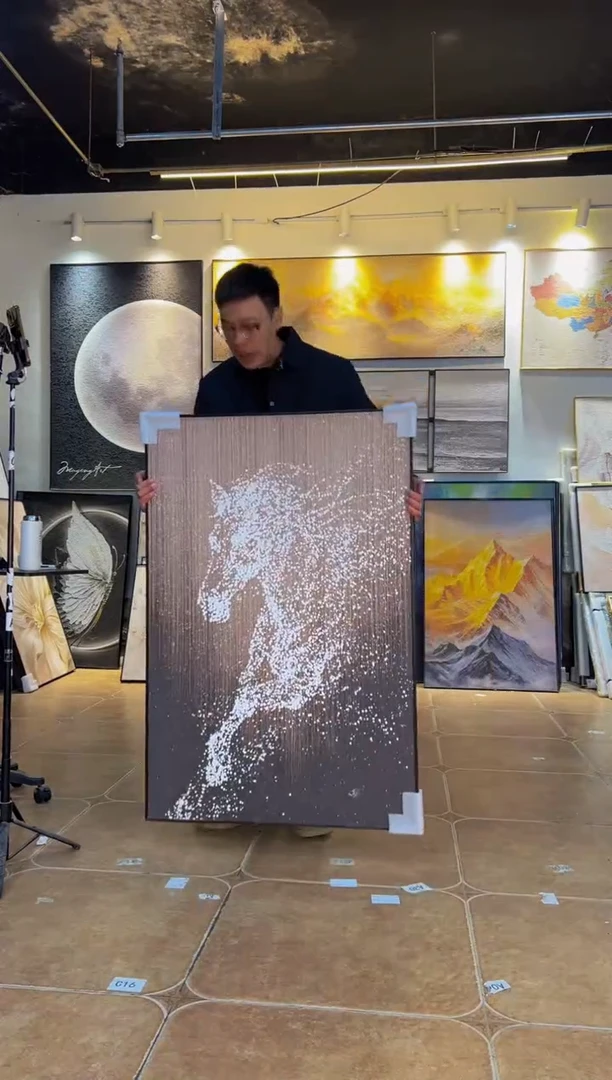 竖款马80*120黑框