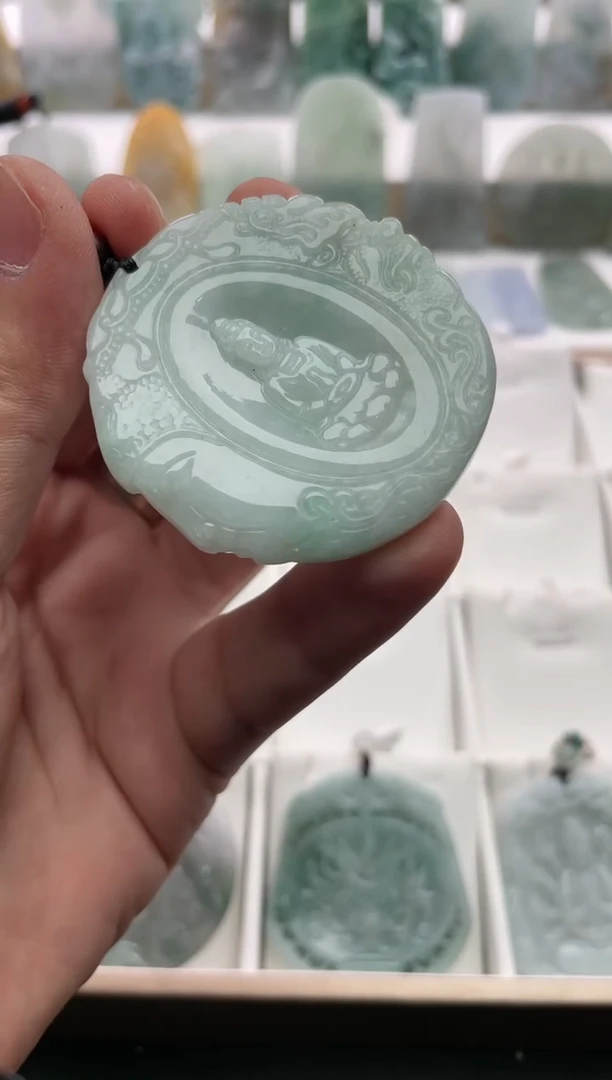 【闪购商品】翡翠颈饰未镶嵌..../2/11/ 160